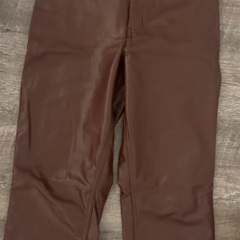 ABERCROMBIE  ULTRA HIGH RISE 90S VEGAN LEATHER PANTS - Picture 2 of 4